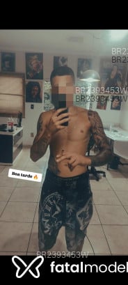 Acompanhante Maycon - Perfil