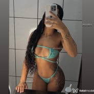 Acompanhante Tainá - Perfil