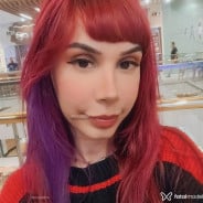 Acompanhante Lexy Fire - Perfil