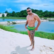Acompanhante Genio - Perfil