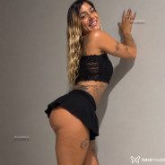 Acompanhante Penélope - Perfil
