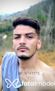 Acompanhante Machado - Perfil