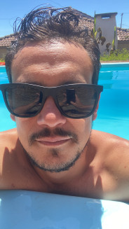 Acompanhante Ademir - Perfil