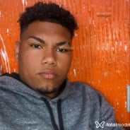 Acompanhante Vitinho - Perfil