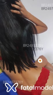 Acompanhante Yaraa Pear - Perfil