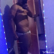 Acompanhante Neguin - Perfil