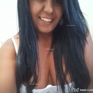 Acompanhante Victoria - Perfil