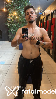 Acompanhante Vitor - Perfil
