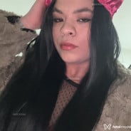 Acompanhante Iorana - Perfil