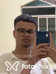 Acompanhante Pedrosa - Perfil