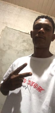 Acompanhante Adailton - Perfil