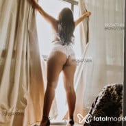 Acompanhante Victoria - Perfil