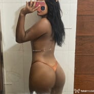 Acompanhante Ray - Perfil