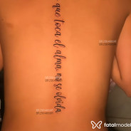 Acompanhante Karla - Perfil