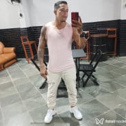 Acompanhante Henrique Cortez - Perfil