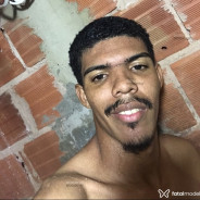 Acompanhante Preto - Perfil