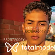 Acompanhante Allex - Perfil