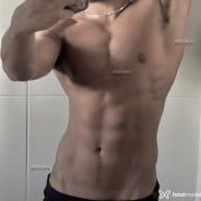 Acompanhante Levi Saad - Perfil
