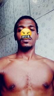 Acompanhante Pretinho - Perfil
