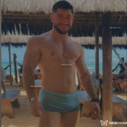 Acompanhante Lobbo - Perfil