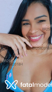 Acompanhante Julia - Perfil