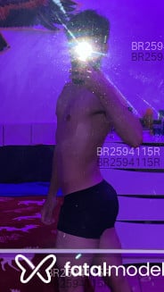 Acompanhante Bryan - Perfil