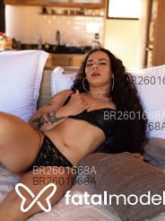 Acompanhante Mia - Perfil