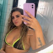 Acompanhante Branca - Perfil
