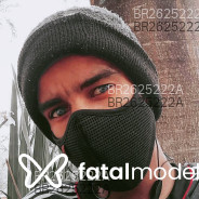 Acompanhante Dennys - Perfil