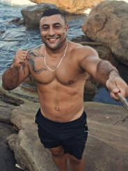 Acompanhante Toreto - Perfil