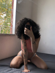 Acompanhante Betty - Perfil