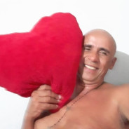 Acompanhante Adriano - Perfil