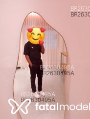Acompanhante Pretinho - Perfil