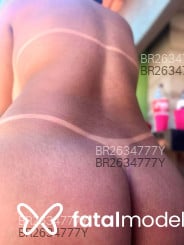 Acompanhante Tata - Perfil