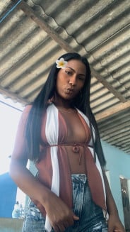 Acompanhante Thays - Perfil