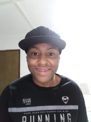 Acompanhante Pretozn - Perfil