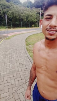 Acompanhante Leonardo - Perfil