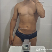 Acompanhante Italo - Perfil