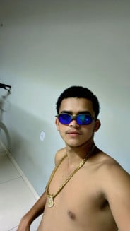 Acompanhante Adonias - Perfil