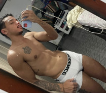 Acompanhante Victo Bittencourt - Perfil