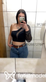 Acompanhante Camila - Perfil