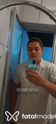 Acompanhante Russao - Perfil
