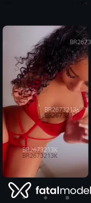 Acompanhante Nininha - Perfil