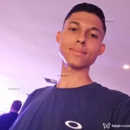 Acompanhante Luiz Guimarães - Perfil