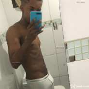 Acompanhante Neguinho - Perfil