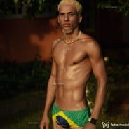 Acompanhante Pedrinho - Perfil