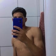 Acompanhante Brenin - Perfil