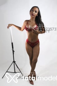 Acompanhante Gabi Sales - Perfil