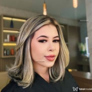Acompanhante Julia - Perfil