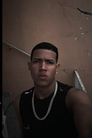 Acompanhante Lucas - Perfil
